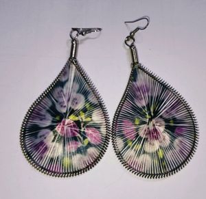 Thread Woven Beautiful Earrings In Shades Of 💜