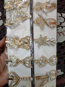 3 Hair Clips