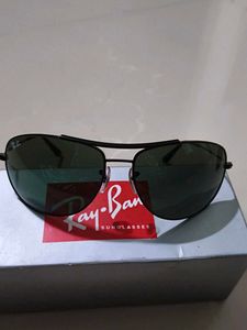 Ray-Ban Aviator Sunglasses