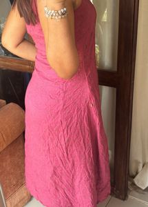 TRENDS kurti w attached pockets & Sleeves Material