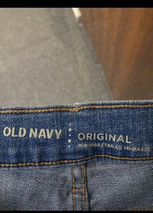 Old Navy Mid-Rise Wow Straight Jeans