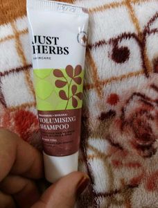 Just herbs Shampoo