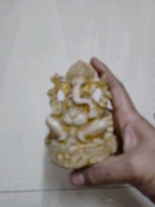 Ganesha,fibre,25yrold,mumbai