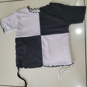 Black & White Top
