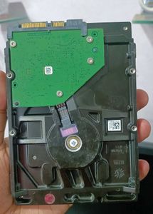 SEAGATE 1TB Desktop Sata Hard Drive
