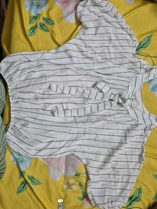 Coldshoulder Top