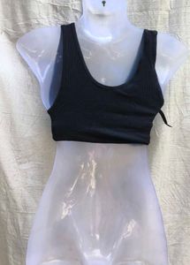 I. SEXY FRONT TWIST TOP