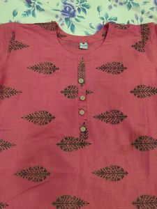 Pink Leaf-Print Kurti