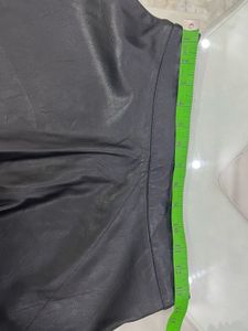 H&amp;M Women’s Skirt Leather