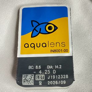 Clear Contact Lenses With Storage Box