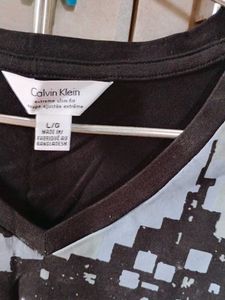 Graphic Print T-Shirt (38)