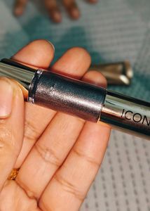 Iconic London Silver Eyeshadow