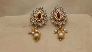 Gold-toned Necklace &amp; Earring Set