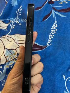 iPhone 16 Cover - Excellent Condition!