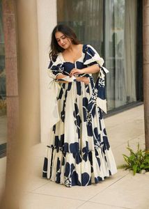 Chic Floral Maxi Dress