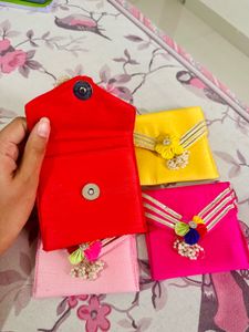 Pack of 4 Floral Ethnic Pouch