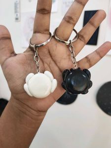Toothless and Light Fury Couple Keychain 🖤🤍