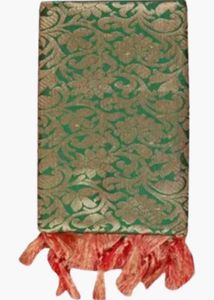 Traditional Ponnadai Jari Shawls