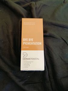 Vaccum Flask And Pigmentation Cream