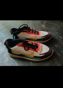 Nike Sneakers Dupe (Unisex)