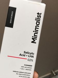 Minimalist Salicylic Acid Cleanser