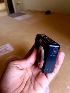 Sharp-shot 7.0 Megapixel