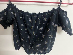 Forever 21 Floral Off-Shoulder Top