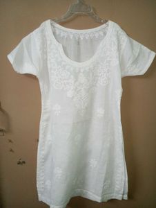 Chikankari Kurti