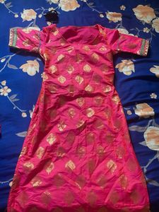 Pink and Gold Kurti