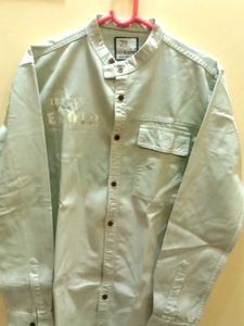 Men&#39;s Casual Shirt