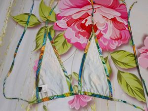 (1300)Colorful Marble Print Bikini Top