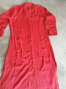 Red Kurti