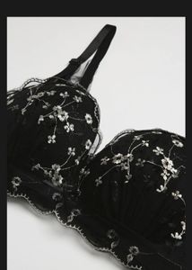 Savan Black Bra