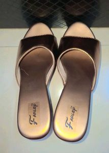 high heel sandal