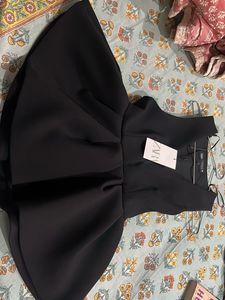 brand new Zara top