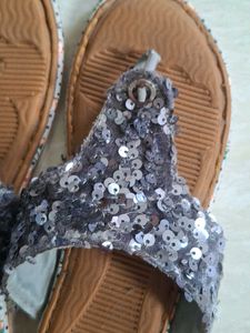 combo of 3 (flats) in good condition 🌺