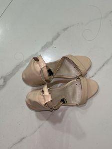 Good Condition heels