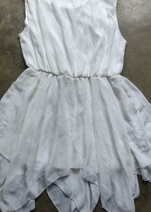 White chiffon ruched &amp; ruffled tiered dress 👗🤍