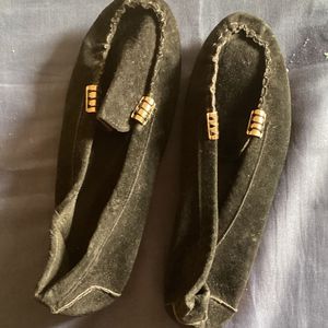 Black velvet moccasin slippers