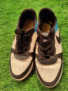 Nike Sneakers Dupe
