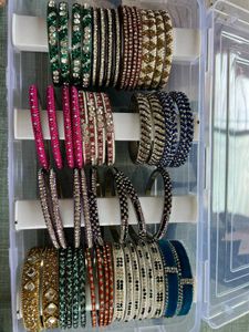 Lac Bangles