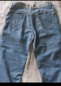 3/4th Capri Jeans