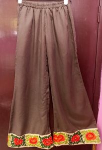 kurti plazo set(grey colour tailor stitched), medium size (kurti L-42,chest-36,hip-41, shoulder -14)(plazo L-39, waist -elastic)