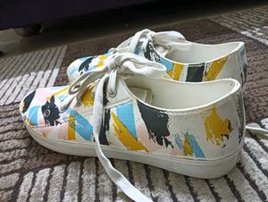 Zudio Colorful Casual Shoes 🌈