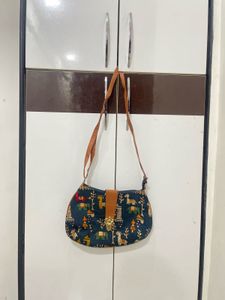 Ethnic Print Shoulder Bag
