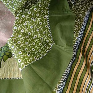 🛍️Green Floral Cotton Saree ⭐⭐⭐⭐⭐