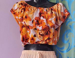 Floral Ruffle Crop Top