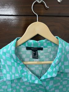Forever 21 Green Patterned shirt