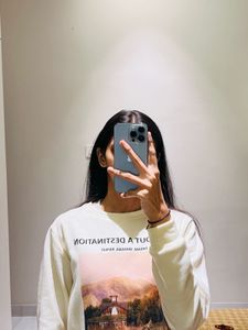 Ivory Sweatshirt