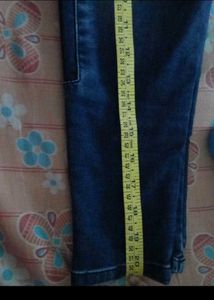 BRANDED JEANS PACK OF 4 Get Free T-shirt